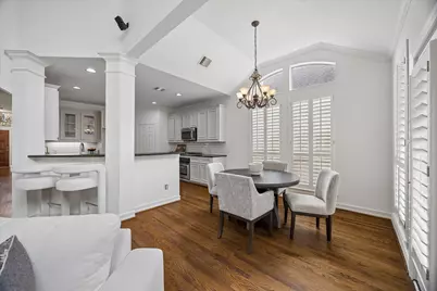 1250 Seamist Drive, Houston, TX 77008 - Photo 14