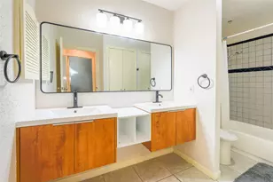 7900 N Stadium Dr, Houston, TX 77030 - Photo 14