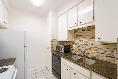 7900 N Stadium Drive #109, Houston, TX 77030 - Photo 12