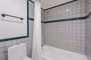 7900 N Stadium Dr, Houston, TX 77030 - Photo 16