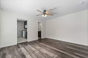 1615 1/2 McKee St, Houston, TX 77009 - Photo 10