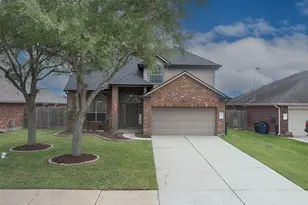 6511 Canyon Mist Ln, Dickinson, TX 77539 - Photo 2
