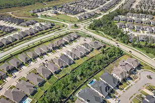 1942 Waters Branch Dr, Missouri City, TX 77459 - Photo 4