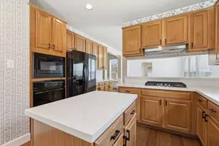 304 Melodywood Dr, Friendswood, TX 77546 - Photo 8