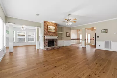 304 Melodywood Drive, Friendswood, TX 77546 - Photo 6