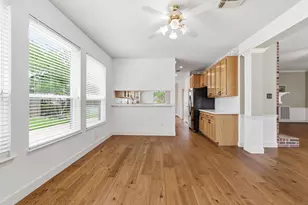 304 Melodywood Dr, Friendswood, TX 77546 - Photo 6