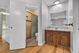 925 S 6th St, La Porte, TX 77571 - Photo 20