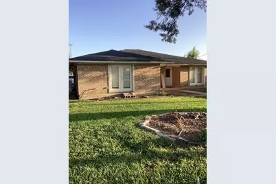 114 E Palm Street, Fresno, TX 77545 - Photo 1