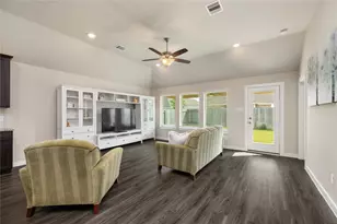 7622 Mistral Ln, Baytown, TX 77523 - Photo 12