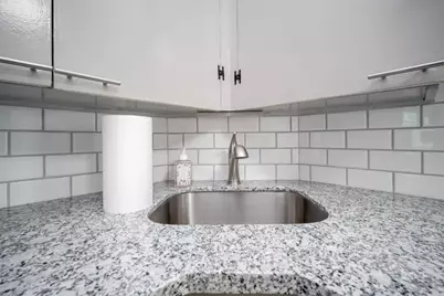 1911 Forest Hill Boulevard #2, Houston, TX 77023 - Photo 6