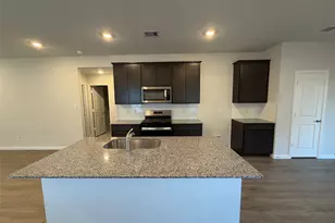 896 Lady Bird Ln, College Station, TX 77845 - Photo 2