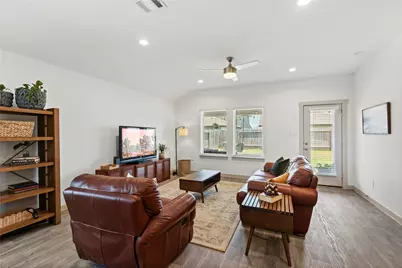 10651 Cascade Creek Drive, Rosharon, TX 77583 - Photo 6