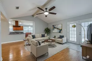 12919 Westella Dr, Houston, TX 77077 - Photo 6