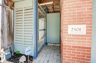 2501 Driscoll St, Houston, TX 77019 - Photo 2