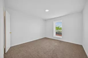 6201 Ranchester Dr, Houston, TX 77036 - Photo 22