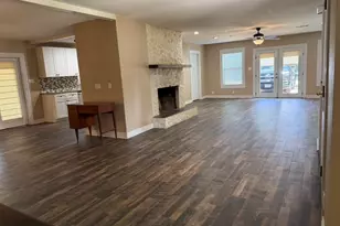 204 N Rockdale St, Lexington, TX 78947 - Photo 4