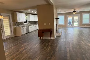 204 N Rockdale St, Lexington, TX 78947 - Photo 6