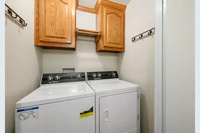 69 S Bachelor Button Street, Lake Jackson, TX 77566 - Photo 30