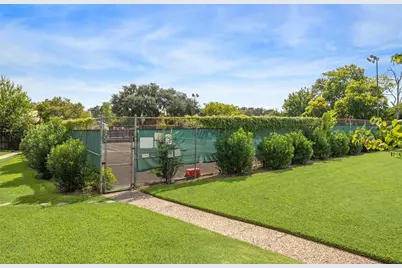 9481 Fondren Road, Houston, TX 77074 - Photo 18