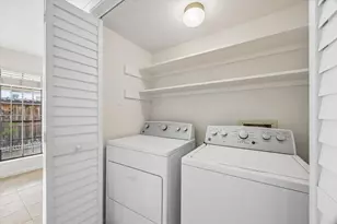 9481 Fondren Rd, Houston, TX 77074 - Photo 14