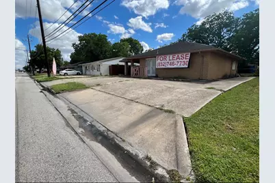 2207 Strawberry Road, Pasadena, TX 77502 - Photo 2