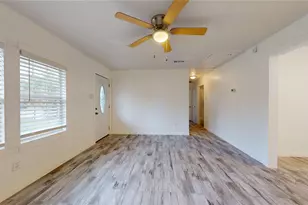 607 W Park St, Sugar Land, TX 77498 - Photo 8