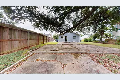 607 W Park Street, Sugar Land, TX 77498 - Photo 40