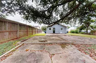 607 W Park St, Sugar Land, TX 77498 - Photo 40