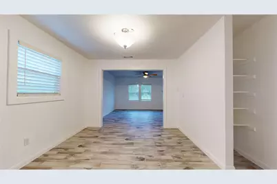 607 W Park Street, Sugar Land, TX 77498 - Photo 12