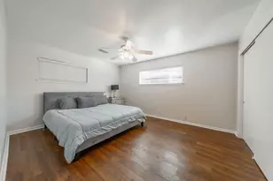 4723 Merwin St, Houston, TX 77027 - Photo 12