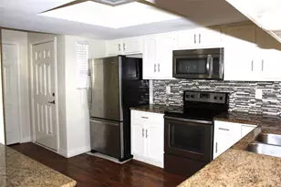 14555 Wunderlich Dr, Houston, TX 77069 - Photo 2