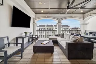 818 Dunleigh Meadows Ln, Houston, TX 77055 - Photo 6