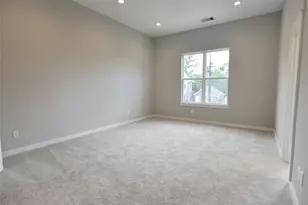 5933 Cebra St, Houston, TX 77091 - Photo 8