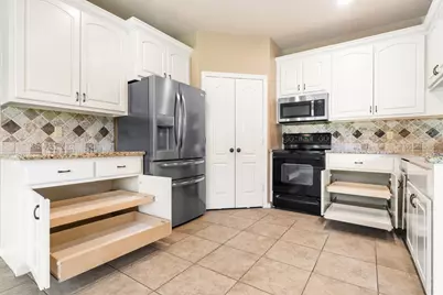 13727 Fountainview Drive, Montgomery, TX 77356 - Photo 12