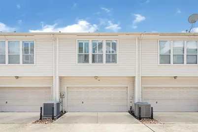 711 W Heights Hollow Lane, Houston, TX 77007 - Photo 22