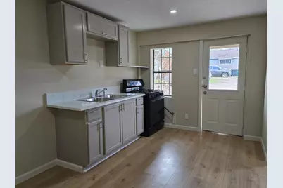 1723 Alta Vista Street #B, Houston, TX 77023 - Photo 1