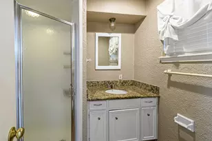 614 Val Lena Dr, Houston, TX 77024 - Photo 22