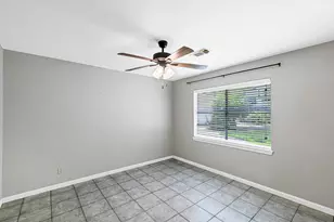 614 Val Lena Dr, Houston, TX 77024 - Photo 18