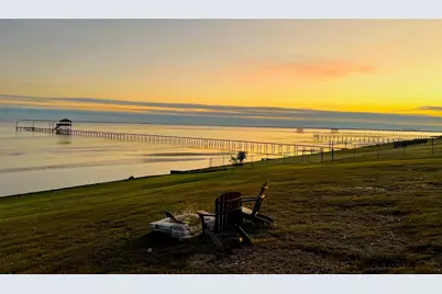 6402 Dow Reef Drive, Beach City, TX 77523 - Photo 8