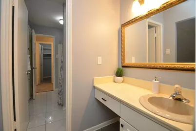 10018 Knoboak Drive #13, Houston, TX 77080 - Photo 32