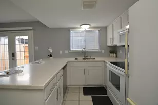 10018 Knoboak Dr, Houston, TX 77080 - Photo 2