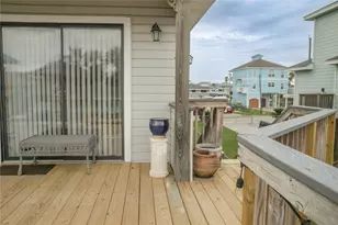 22113 Matagorda Dr, Galveston, TX 77554 - Photo 32