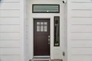 618 E 28th St, Houston, TX 77008 - Photo 2