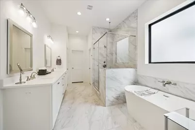 618 E 28th Street, Houston, TX 77008 - Photo 18