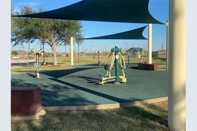 8310 Rose Petals Lane, Rosharon, TX 77583 - Photo 34