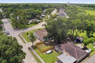 102 Tilden Dr, Pasadena, TX 77506 - Photo 38