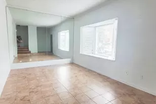 7700 Creekbend Dr, Houston, TX 77071 - Photo 2