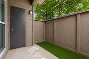 10047 Westpark Dr, Houston, TX 77042 - Photo 30