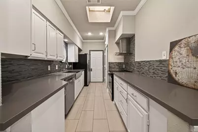 4024 Breakwood Drive, Houston, TX 77025 - Photo 12