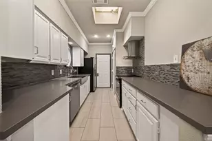 4024 Breakwood Dr, Houston, TX 77025 - Photo 12